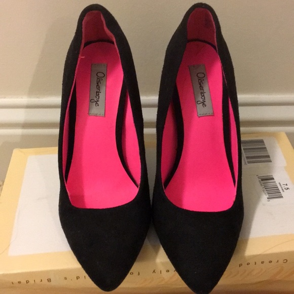 Sold Black suede heels - Picture 4 of 7